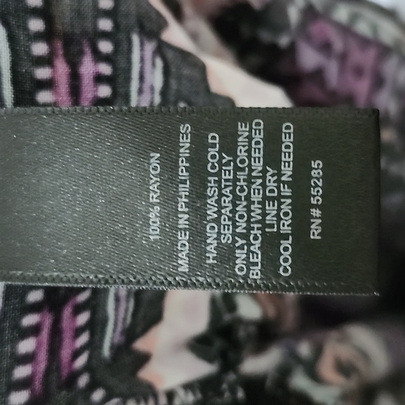 Express multicolor ruched tulip hem midi maxi skirt, fun pattern, women's medium - Picture 11 of 11